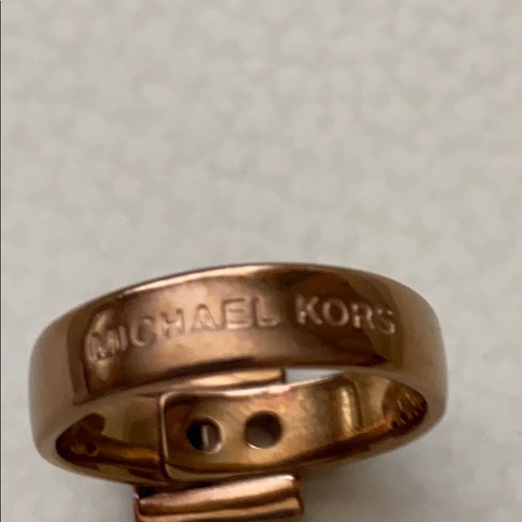 Michael Kors Rose gold Rings - Picture 4 of 6